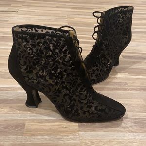 Vintage lace up YSL boots
